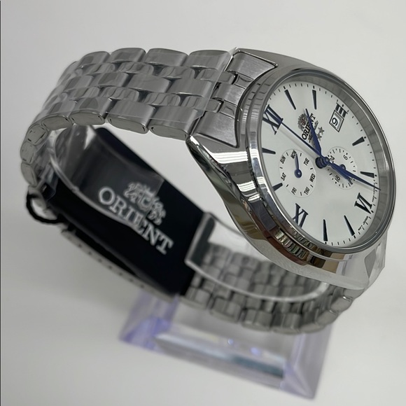 New Orient Silver Multi Dial Chrono Mens Watch - Picture 4 of 5
